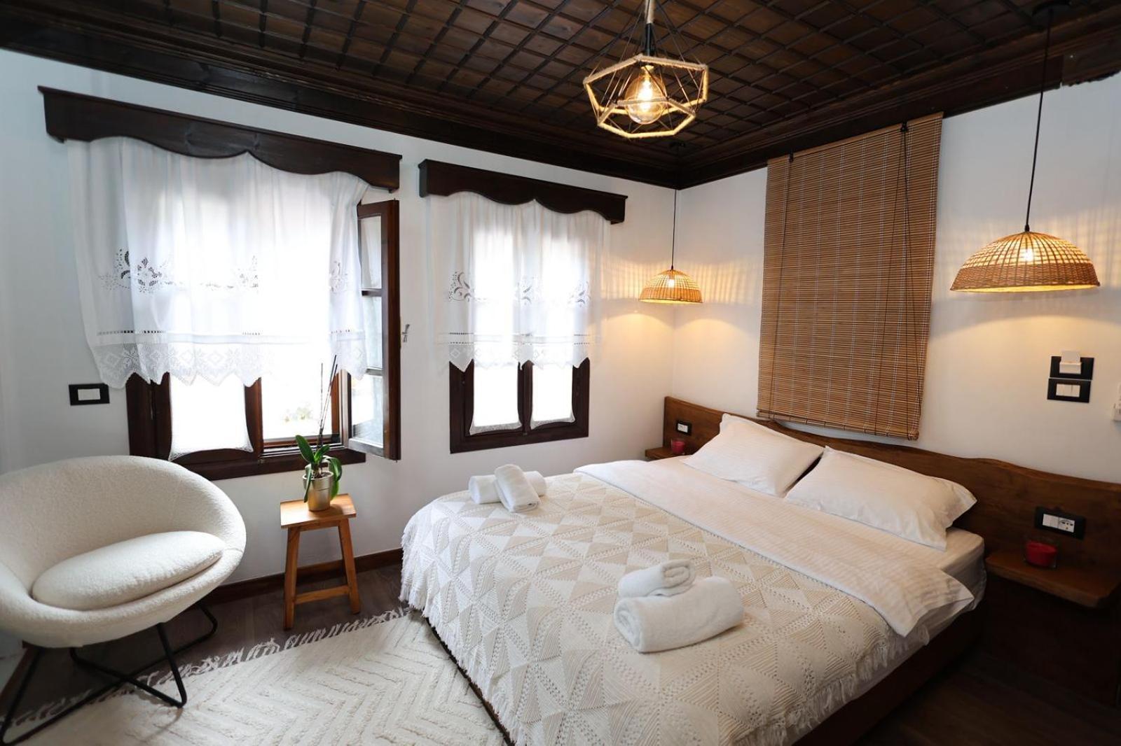 בראט Ador Boutique Hotel מראה חיצוני תמונה